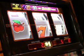 hawkplay vip live casino with baccarat and roulette tables for Philippine members